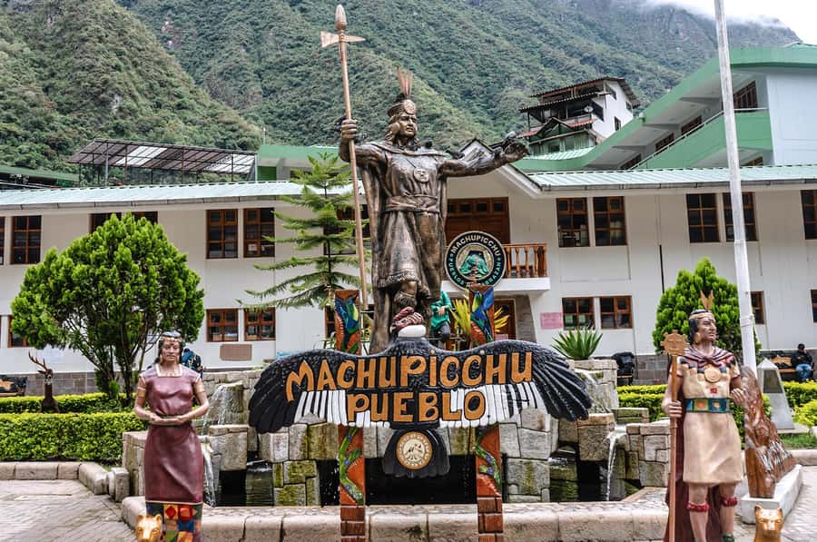 2-Day Inca Trail Hike to Machu Picchu & Panoramic Train - The Sun Gate and the first view of Machu Picchu