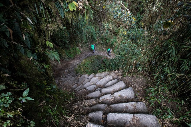 2-Day Private Short Inca Trail to Machu Picchu - Train and bus back to Cusco