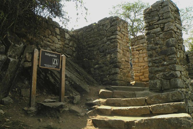 2-Day Private Short Inca Trail to Machu Picchu - The 4:00am pickup and train to Km104