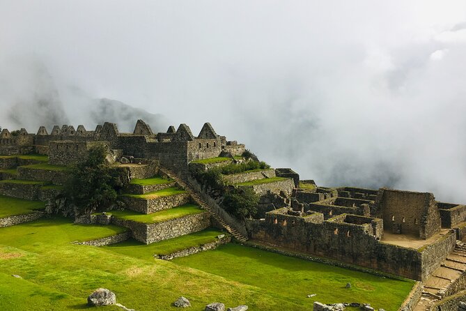 2-Day Sacred Valley & Machu Picchu by Train - Small Group Tour - Buffet lunch in Urubamba