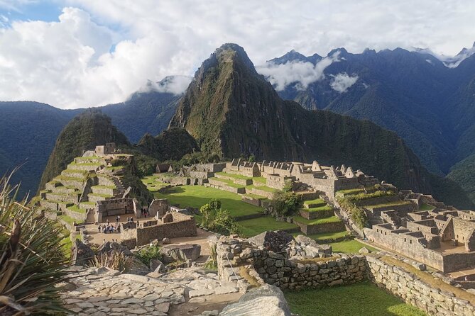 2-Day Tour in Sacred Valley and Machu Picchu from Cusco - Spending eight hours inside Machu Picchu