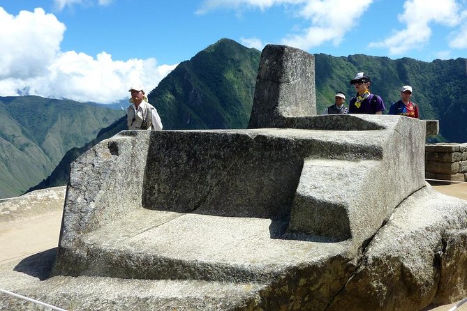 2 Day - Tour to Machu Picchu from Cusco - Group Service - What the guided visit feels like