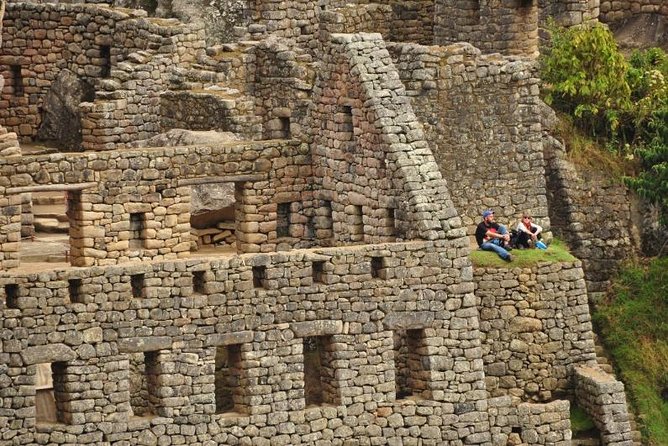 4-Day Lares Trek to Machu Picchu from Cusco - Fitness, altitude, and the fine print