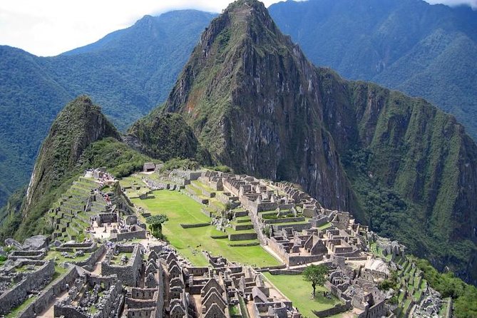 4-Day Salkantay Trek to Machu Picchu - Day one: Humantay Lake and a cold night at 3,920 meters