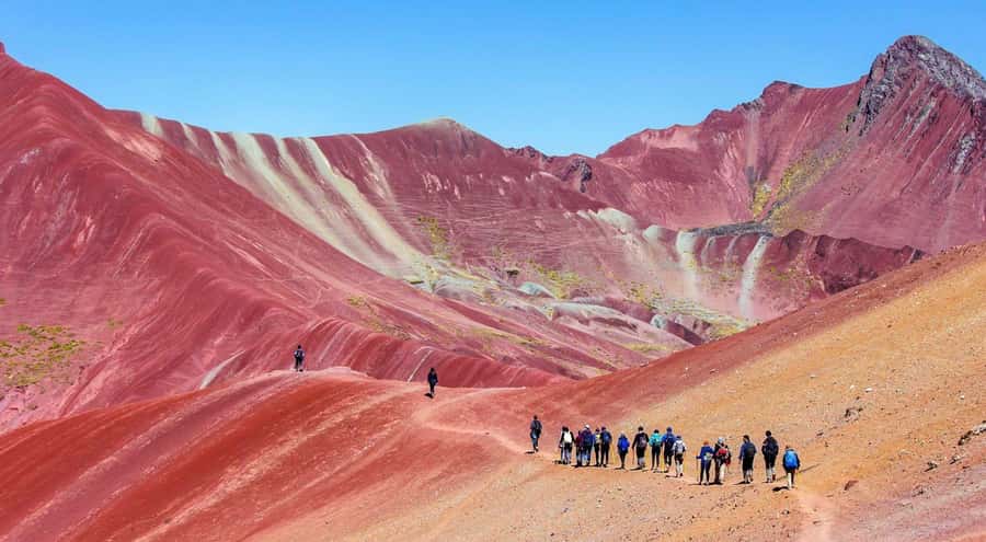 7 Colors Mountain Tour + Red Valley - Why Vinicunca makes such a strong day trip