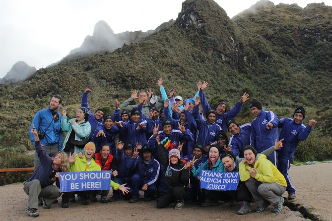 7-Day: Inca Trail Trek to Machu Picchu Group Tour - Day 3: Huillca Raccay to Wayllabamba