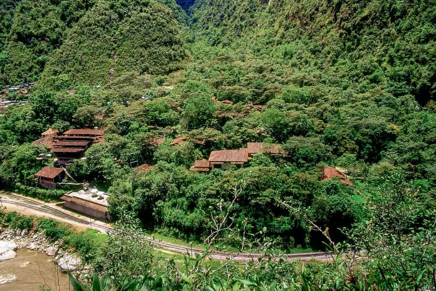 Aguas Calientes: Lunch at Cafe Inkaterra Restaurant - The Ese’Eja roof and Vilcanota River setting