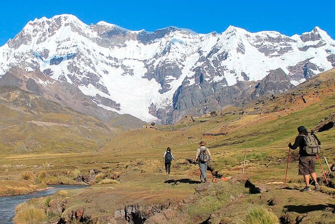 Ausangate Trek 5 Days - Day 5: Local food, weaving, and the return to Cusco