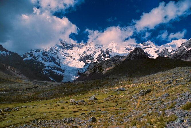 Ausangate Trek 5 Days - Day 1: From Rondoca to Upis hot springs