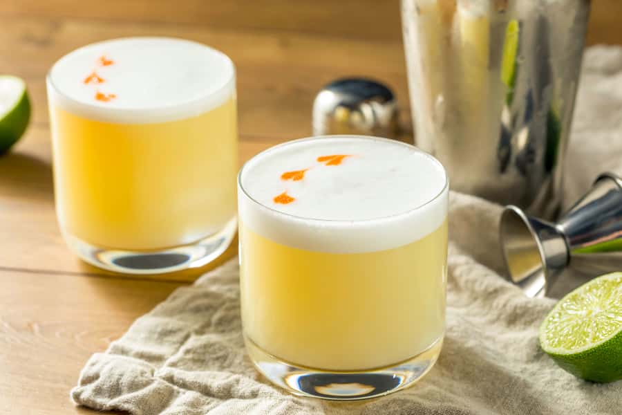 Best of Cusco: Night Tour, Pisco Sour Lessons, and Dinner - Hatun Rumiyuq Street and the famous stonework