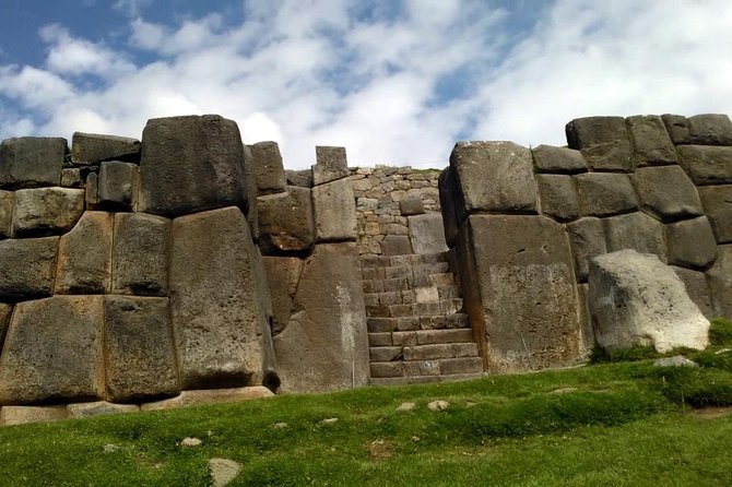 City Tour in Cusco & visit Museum South American Camelid Private. - Puka Pukara: a small fortress with big views