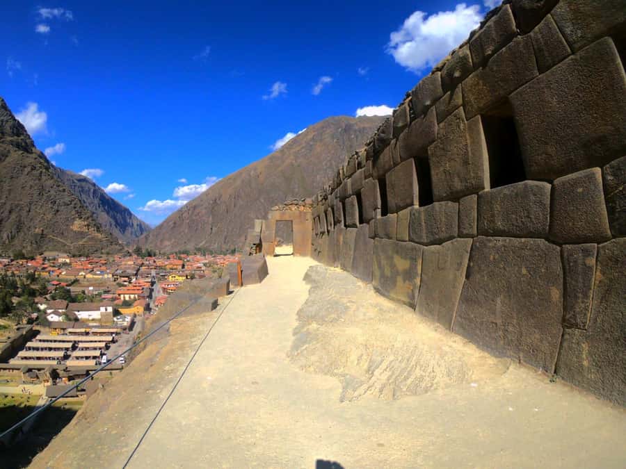 Classic Sacred Valley full day - Urubamba and the extra-cost buffet lunch