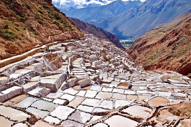 Complete Sacred Valley Tour Small group Pisac, Maras, Moray & Ollantaytambo - Pisac Market: a short stop with a commercial edge