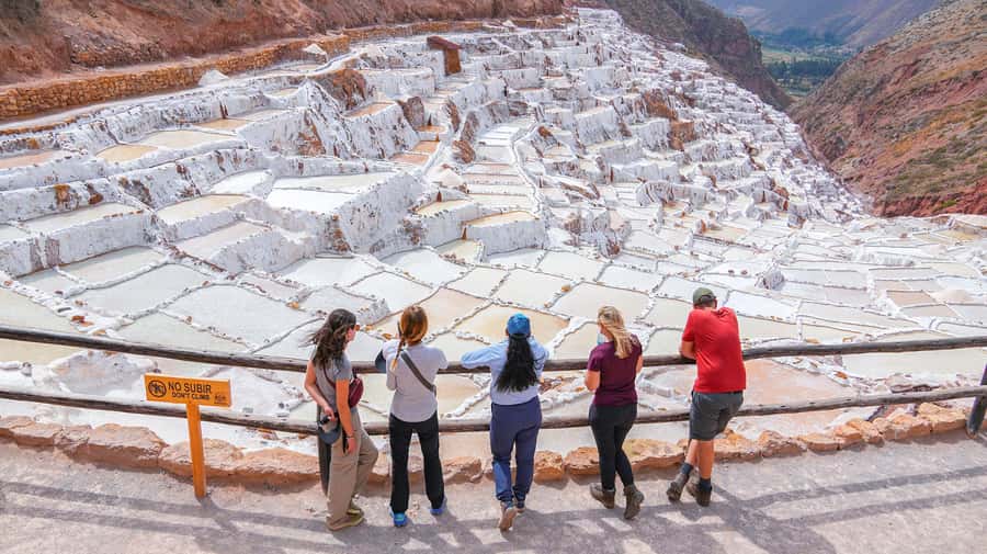 Cusco: 4-Day Lares Trek to Machu Picchu with Panoramic Train - Day two, crossing Condor Pass at 4,750 meters