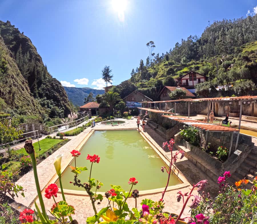 Cusco: 4-Day Lares Trek to Machu Picchu with Panoramic Train - Who will get the most from this $690 trip?