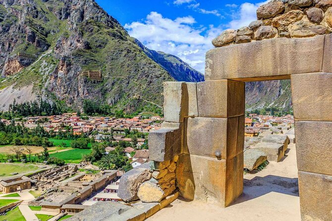 Cusco 7 days Tour in Machu Picchu, Humantay Lake and Vinicunca - Day 5: Maras, Moray, and traditional weaving