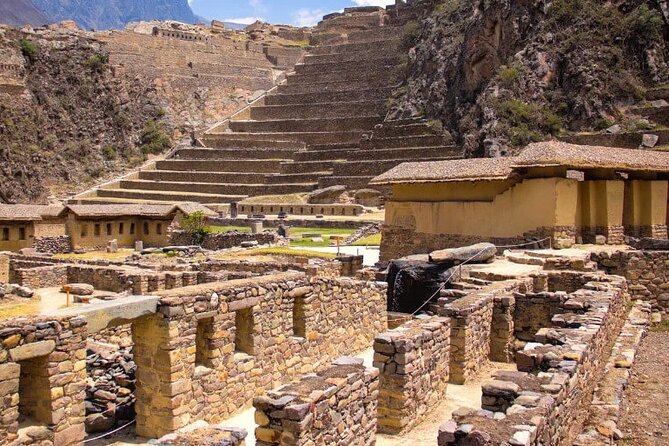 Cusco 7 days Tour in Machu Picchu, Humantay Lake and Vinicunca - Day 6: Vinicunca at 5,020 meters