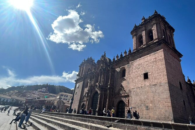 Cusco Airport Pickup and Private Transfer - English support and local help on the road