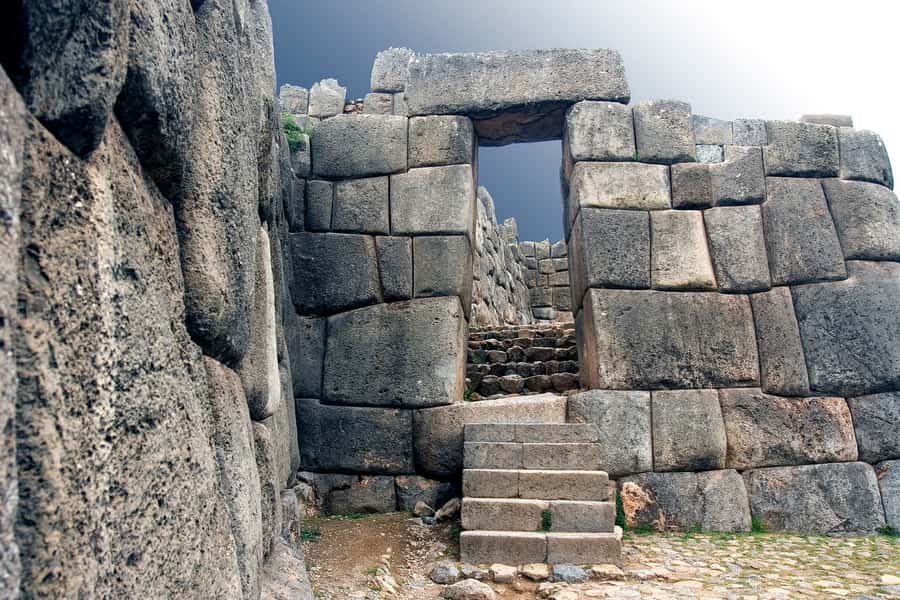Cusco: Archaeological Park Morning Tour - Q’enqo’s underground ceremonial spaces