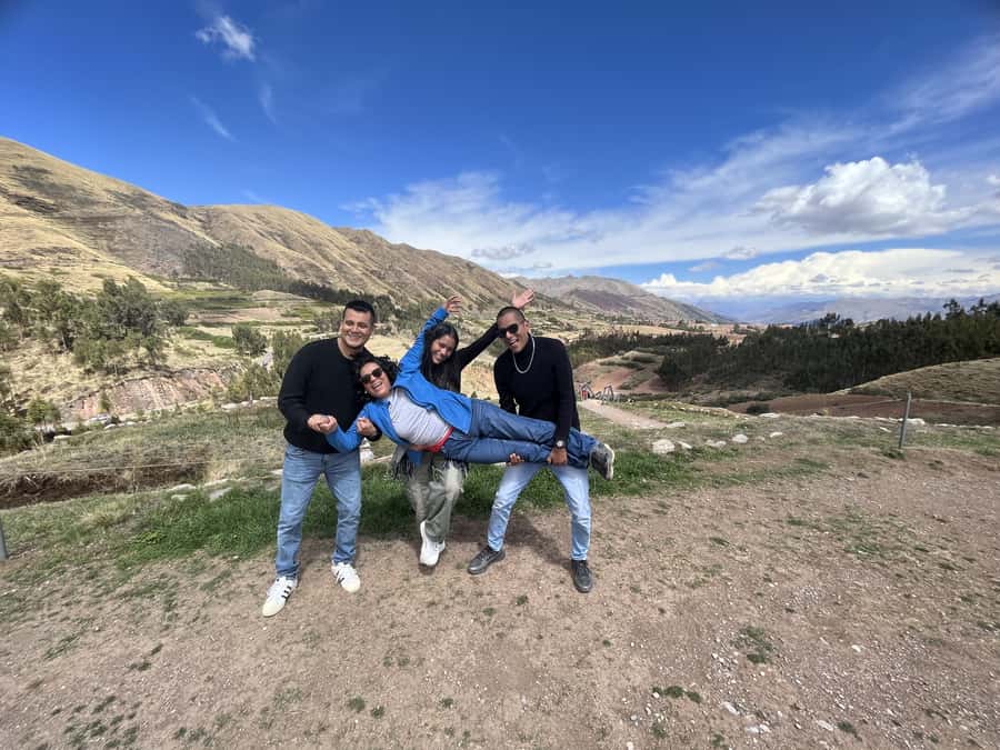 Cusco: Archeological Sites Tour and Forest Photo Experience - What to pack for the ruins and forest