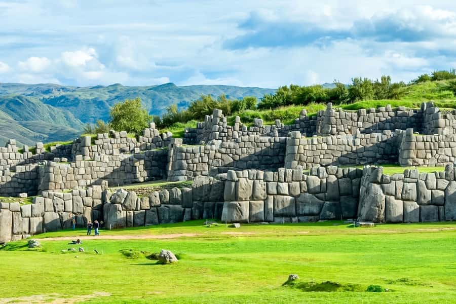 Cusco: City and Nearby Ruins 5-Hour Guided Tour - Qenqo’s carved rock and underground passages