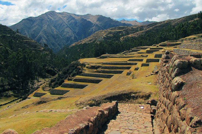 Cusco City Tour with Sacsayhuaman & Inca Sites – Small Group - Puka Pukara, the small checkpoint with wide views