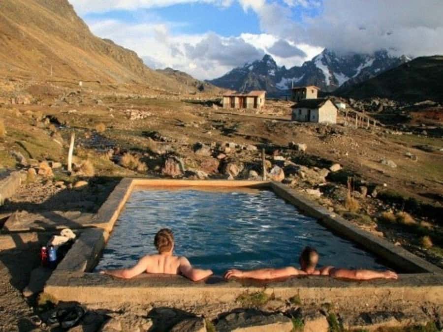 Cusco: Day Trip to the 7 Ausangate Lagoons with Lunch - Breakfast in Pacchanta before the trail