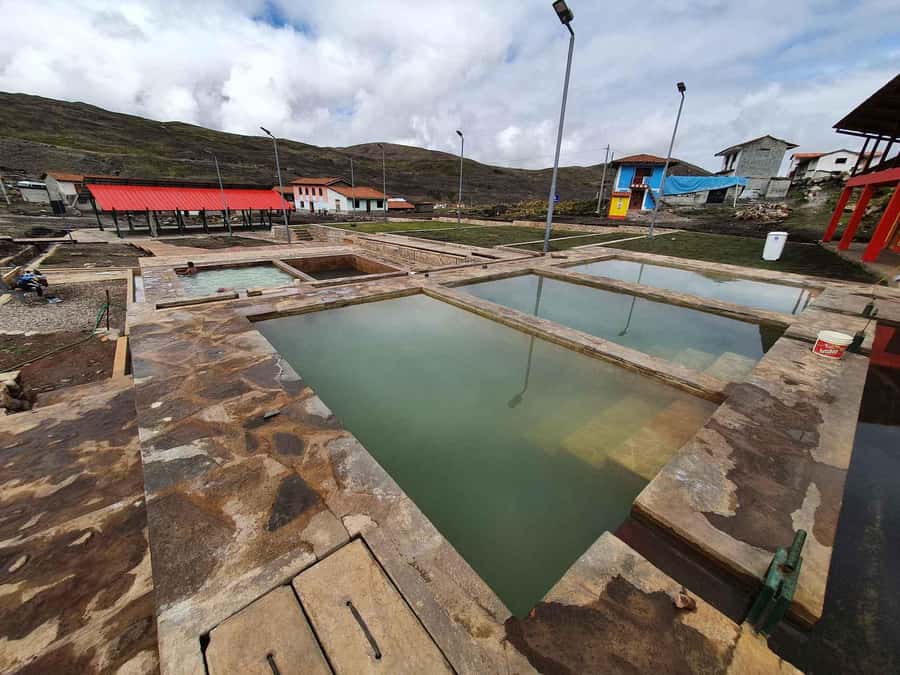 Cusco : full day 7 lagoons with lunch - What the 10-kilometer hike involves