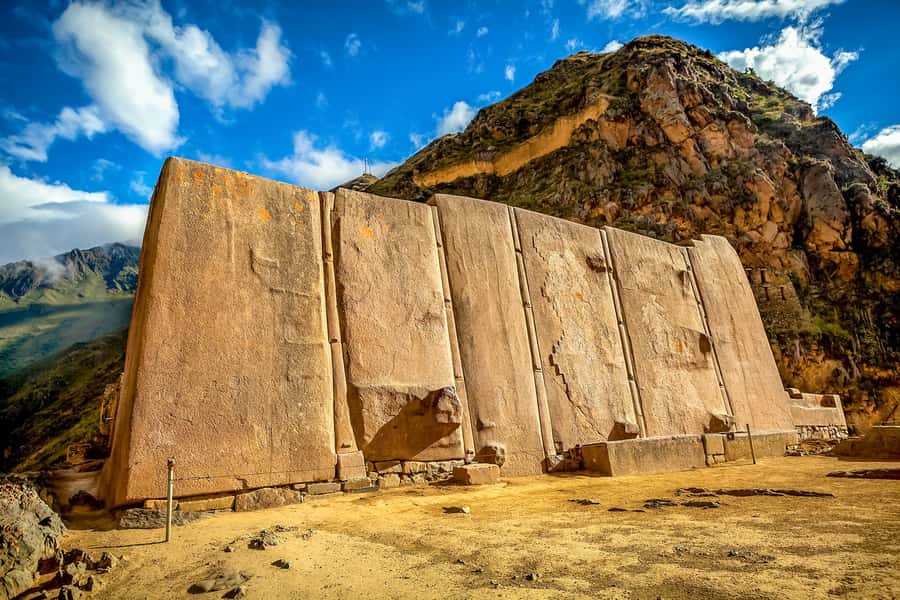 Cusco: Full-Day Tour of The Sacred Valley With Lunch - Following the Vilcanota River to Urubamba