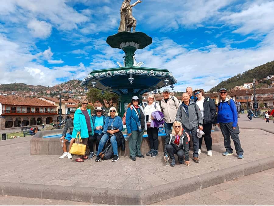 Cusco: Half-Day City Tour with Sacsayhuaman and Q'enco - Sacsayhuamán: the big first impression