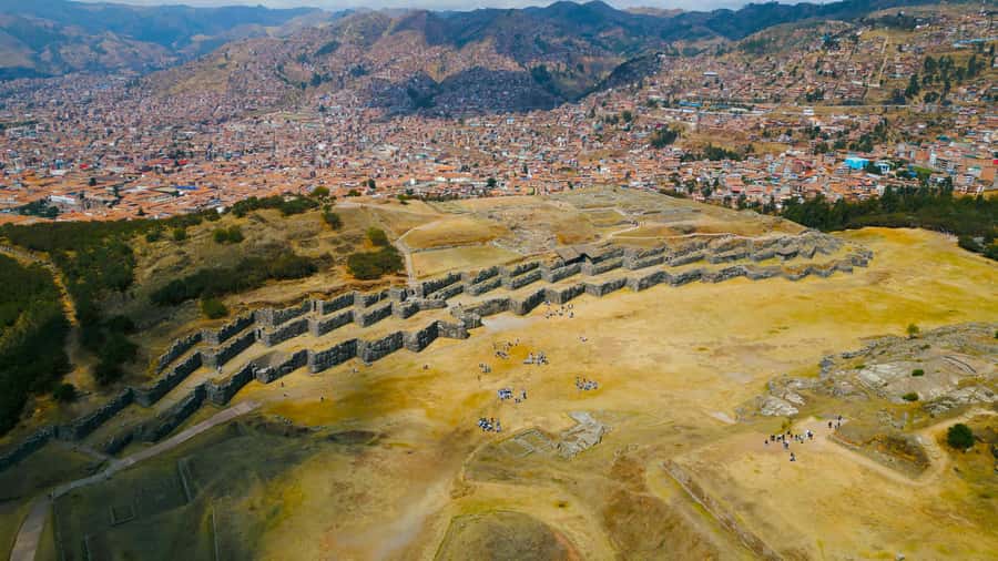 Cusco : Half-Day Explore Inca Ruins qoricancha sacsayhuaman - Sacsayhuaman and its enormous stonework