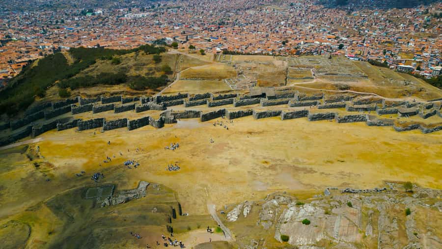 Cusco : Half-Day Explore Inca Ruins qoricancha sacsayhuaman - The bilingual guide and group rhythm