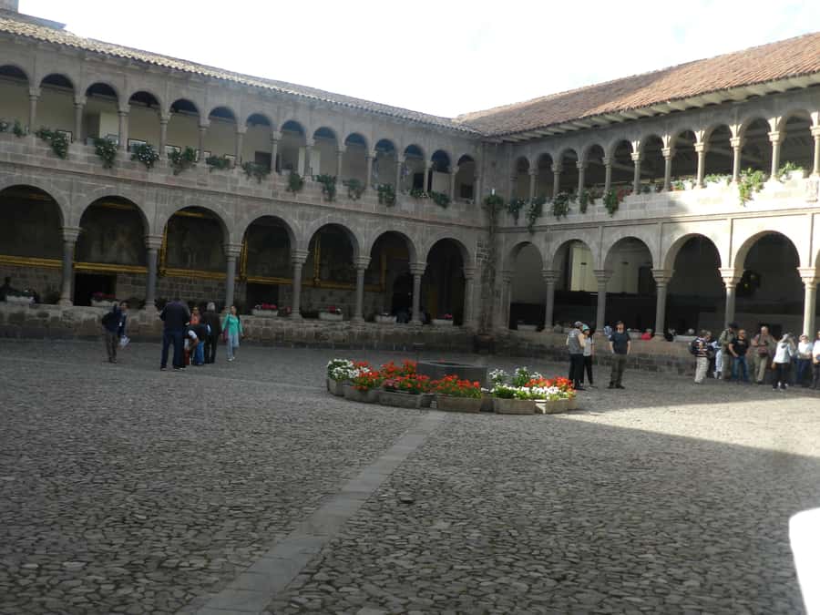 Cusco: Half-Day Historic City Tour - Tambomachay and the sound of running water