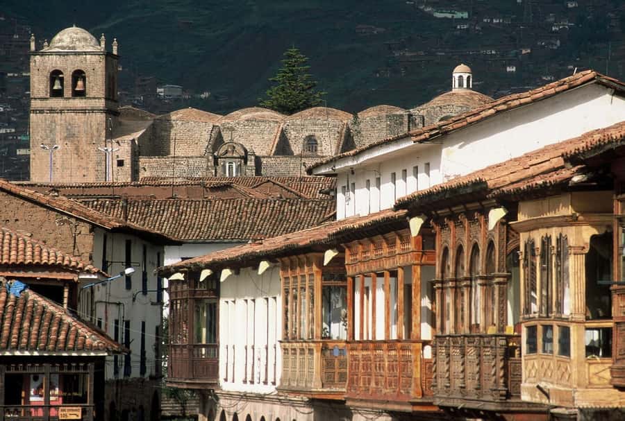 Cusco: Private City Tour and Trip to Archeological Sites - Coricancha and Santo Domingo: two layers of Cusco