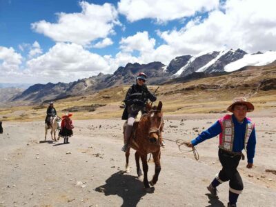 Rainbow Mountain Horseback Riding Tour + lunch