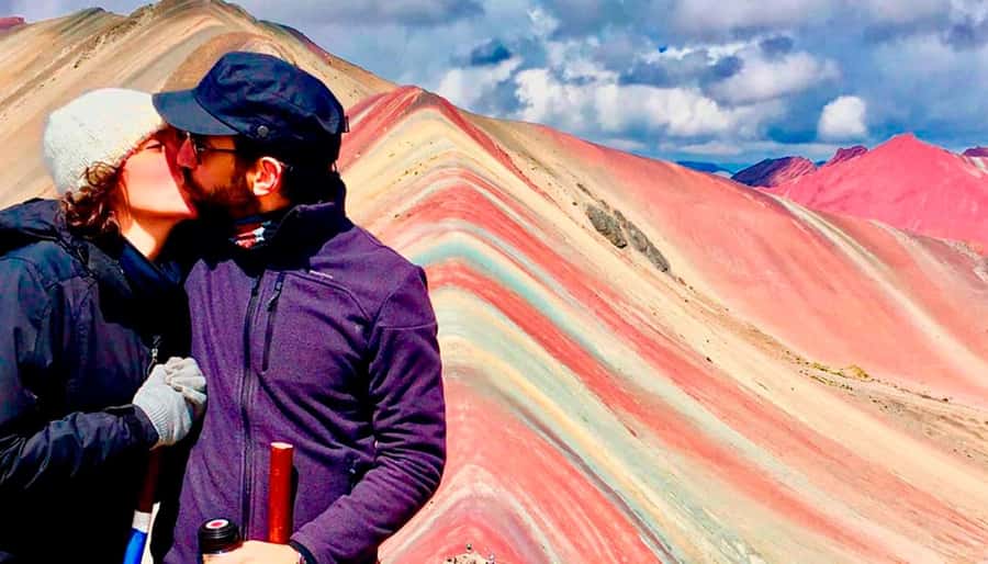 Cusco: Rainbow Mountain Tour with Meals & Red Valley Option - Leaving Cusco Between 4:00 and 5:00 a.m.