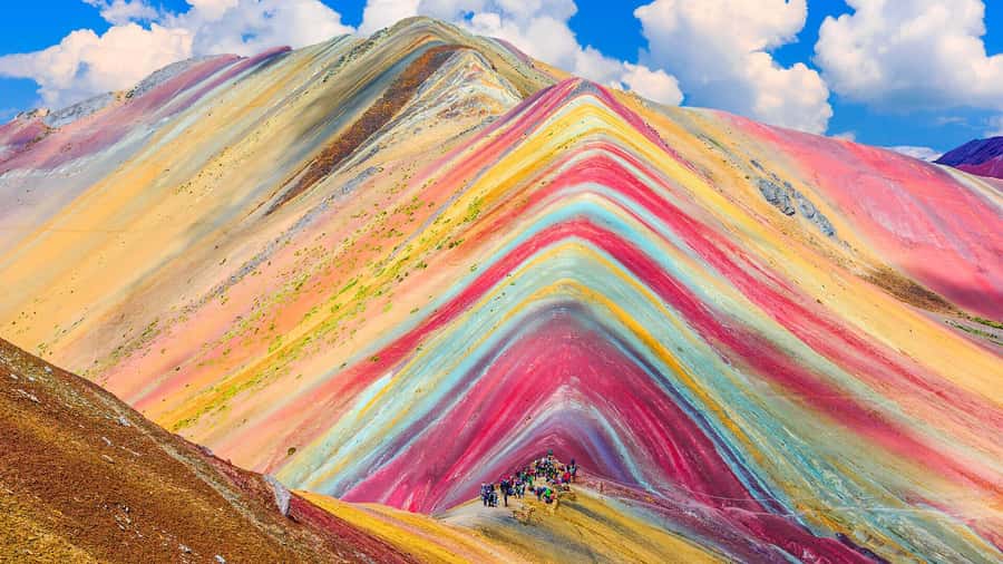 Cusco: Rainbow Mountain Tour with Meals & Red Valley Option - Guide Support and Language Choices