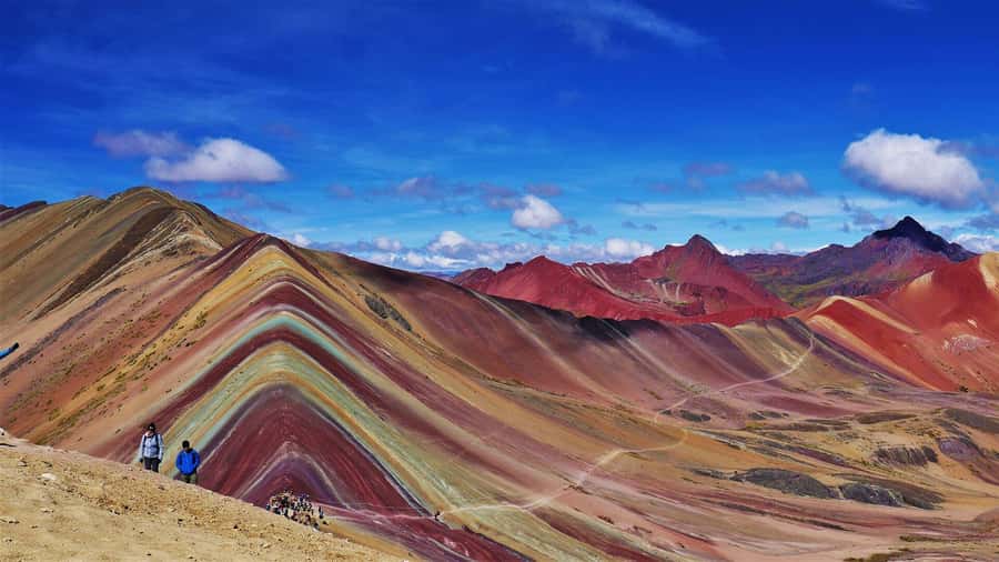 Cusco: Rainbow Mountain Tour with Meals & Red Valley Option - Who Should Book This Mountain Day?