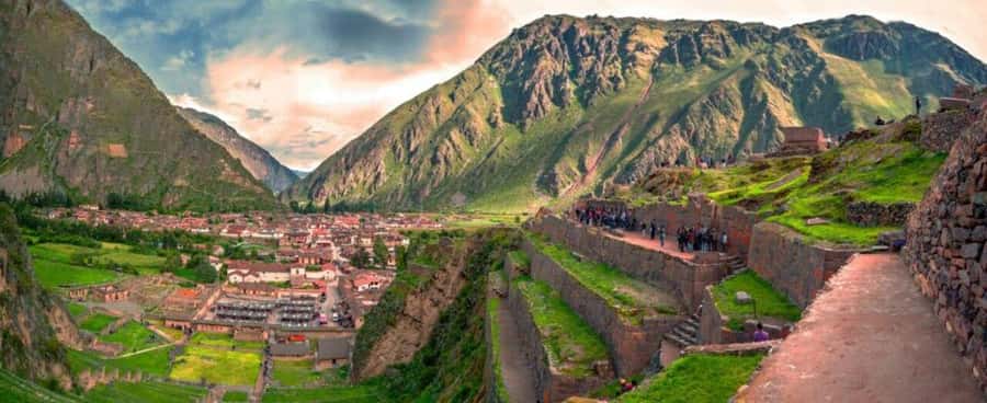 Cusco: Sacred Valley and Salt Mines Ending in Ollantaytambo - Ollantaytambo and the 3:30 PM Finish