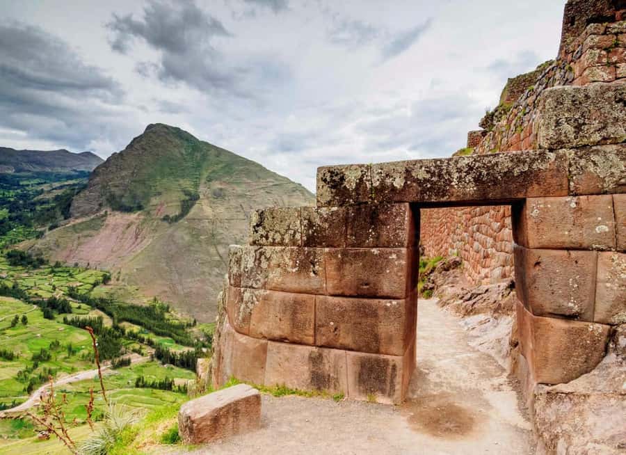 Cusco: Sacred Valley, Pisac, Ollantaytambo, Salt Mines Moray - Pisac ruins and the market town below