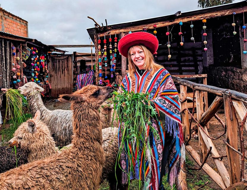 Cusco:Sacred Valley Pisaq,Ollantaytambo,Chinchero with Lunch - The pace, bus, and bilingual guiding