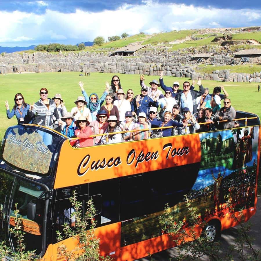 Cusco: Sightseeing Tour of the City on an Open-Top Bus - Sacsayhuamán: a brief look at Inca stonework