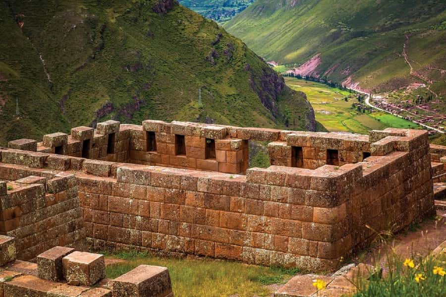 Cusco Tourist Ticket and Sacred Valley Site Pass - Who should choose each circuit?