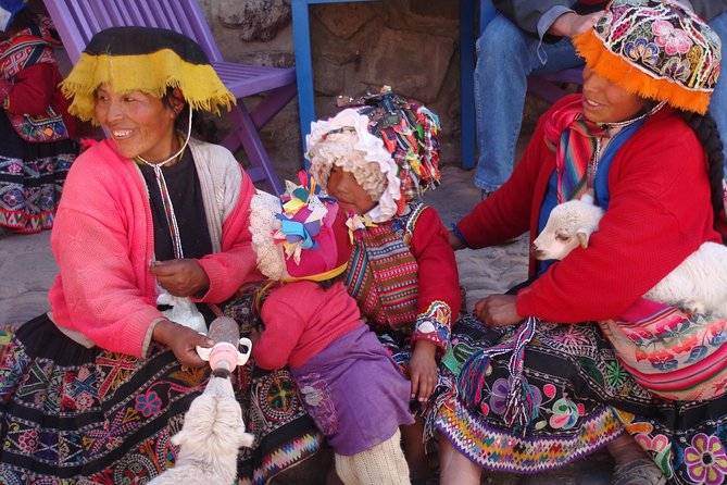 Excursion to Sacred Valley Full Day & Buffet Lunch |Group Tour| - A buffet lunch at Puente Pisac