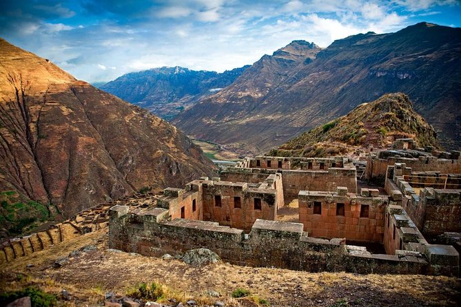 Excursion to Sacred Valley of the Incas tour - Private service. - Guides who can add meaning to the ruins