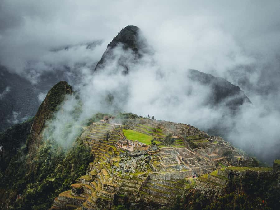 From Cusco: 2-Day Sacred Valley and Machupicchu by Train - Ollantaytambo and the final Inca site
