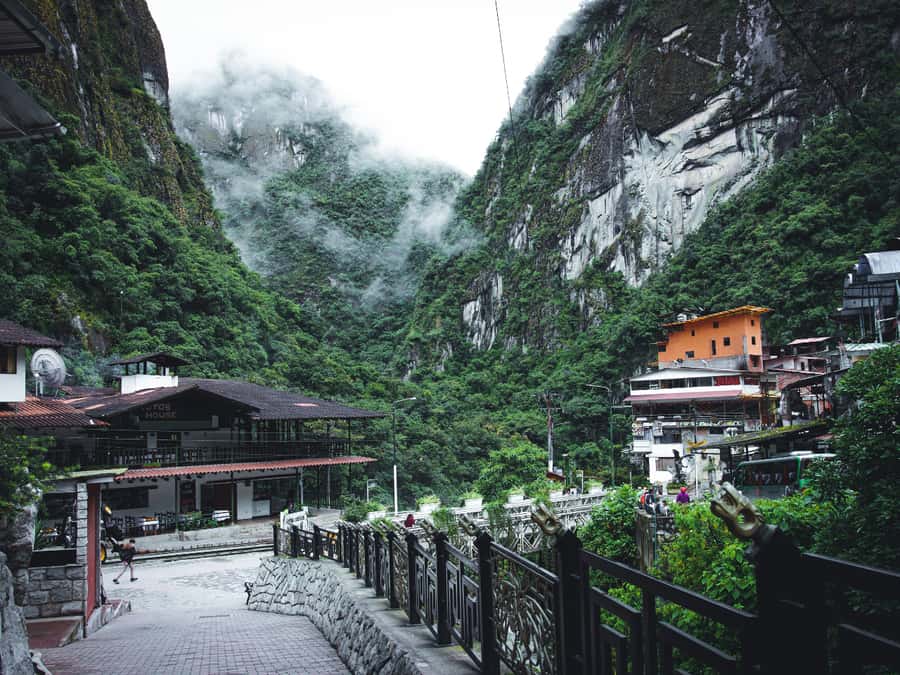 From Cusco: 2-Day Sacred Valley and Machupicchu by Train - Overnight at Inti Punku Machupicchu Hotel