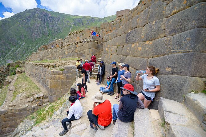 From Cusco - 2-Day Tour to the Sacred Valley and Machu Picchu with Lunch - What the $432 price really covers