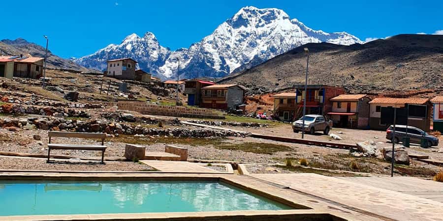 From Cusco: 7 Lakes Ausangate Trek with Breakfast and Lunch - Why the Ausangate 7 Lakes are worth the long ride