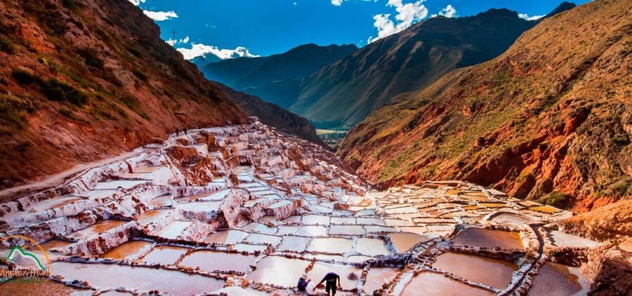 From Cusco: Chinchero Weavers, Moray, Maras Salt Mines Tour - Guide quality can shape the day